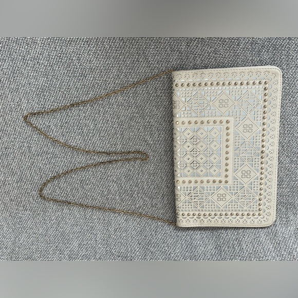 MMS Design Studio White Clutch with Intricate Cutouts - Picture 3 of 16